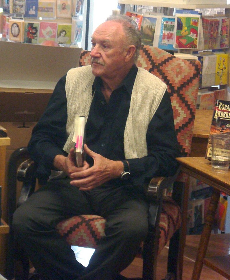 Gene Hackman at a book signing in Albuquerque in 2008